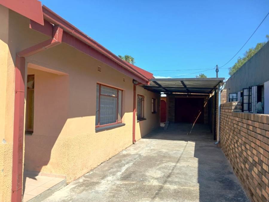 3 Bedroom Property for Sale in Seshego C Limpopo