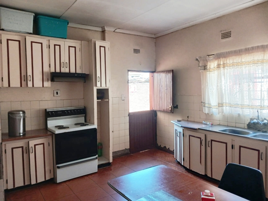 3 Bedroom Property for Sale in Seshego C Limpopo