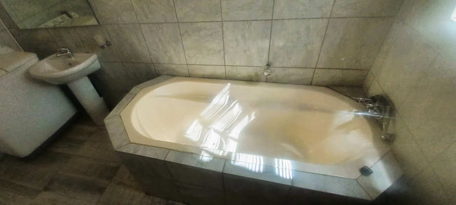 3 Bedroom Property for Sale in Rethabile Gardens Limpopo