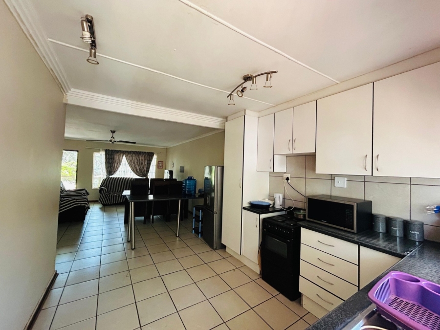 2 Bedroom Property for Sale in Mokopane Central Limpopo
