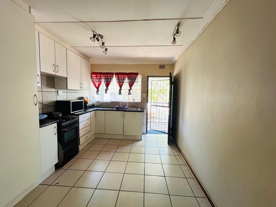 2 Bedroom Property for Sale in Mokopane Central Limpopo