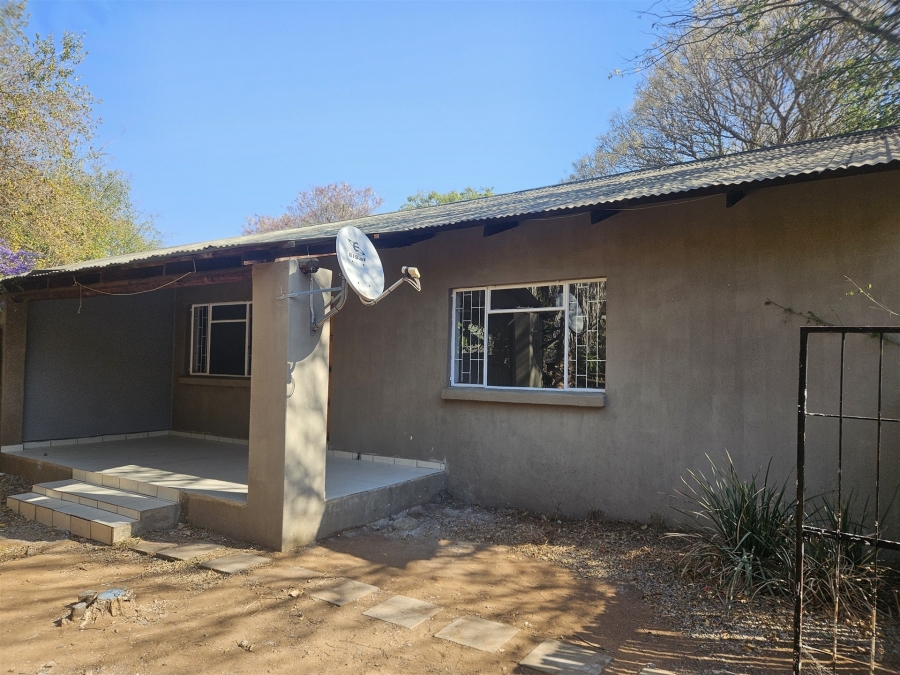 To Let 2 Bedroom Property for Rent in Hoedspruit Limpopo