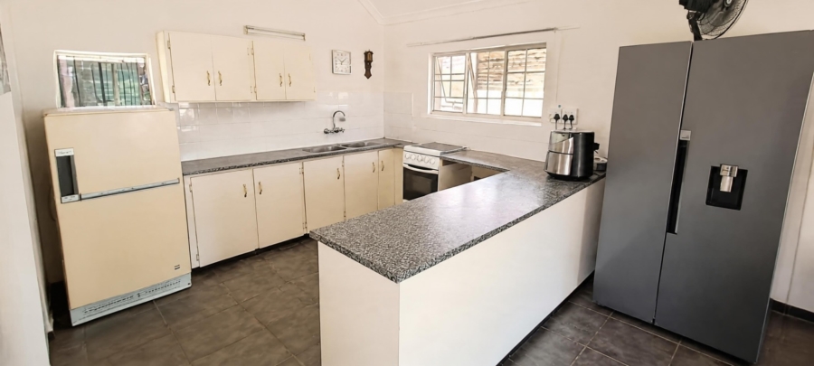 6 Bedroom Property for Sale in Planknek A H Limpopo