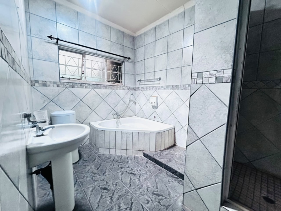 4 Bedroom Property for Sale in Impala Park Limpopo