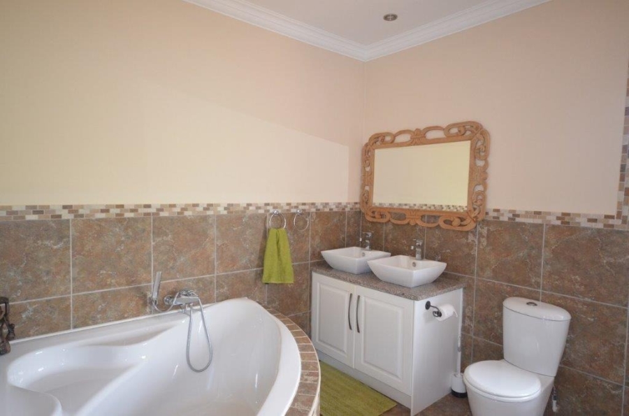 3 Bedroom Property for Sale in Verloren Estate Limpopo