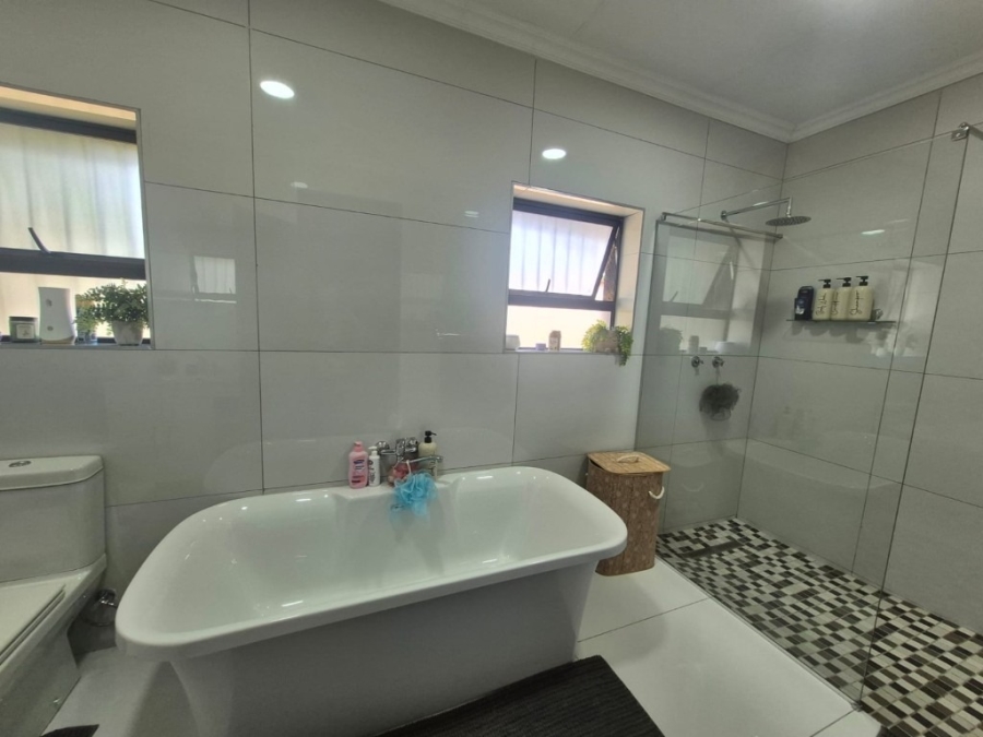 4 Bedroom Property for Sale in Phalaborwa Limpopo