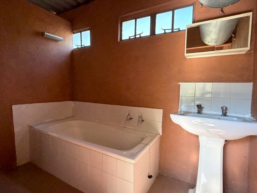 3 Bedroom Property for Sale in Ndlovumzi Limpopo