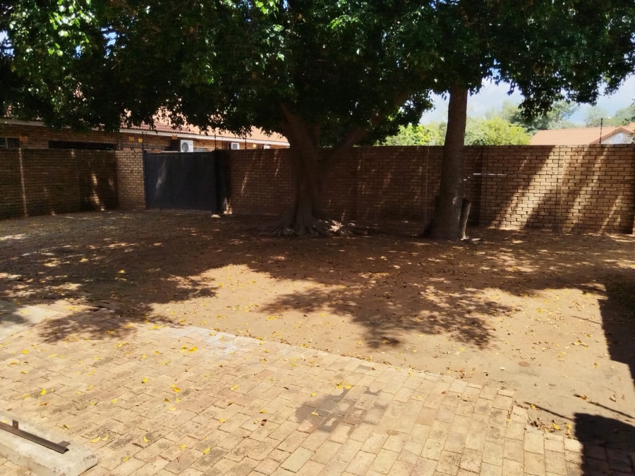 To Let 2 Bedroom Property for Rent in Onverwacht Limpopo