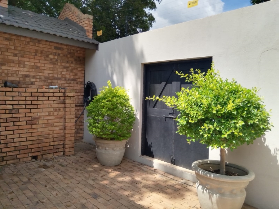 To Let 2 Bedroom Property for Rent in Onverwacht Limpopo