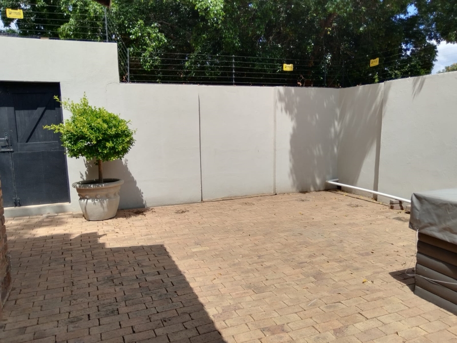 To Let 2 Bedroom Property for Rent in Onverwacht Limpopo