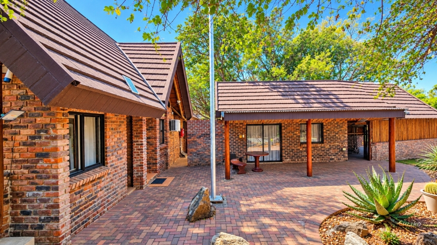 Commercial Property for Sale in Hoedspruit Rural Limpopo