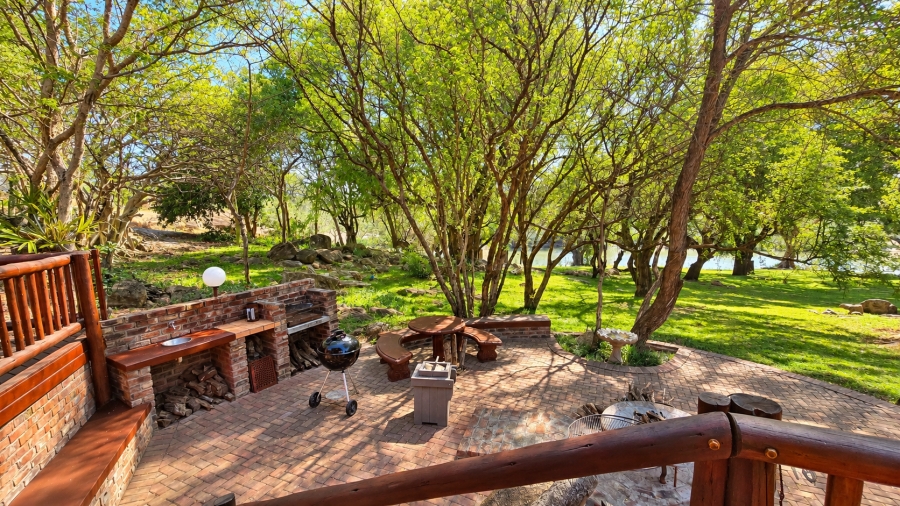 Commercial Property for Sale in Hoedspruit Rural Limpopo
