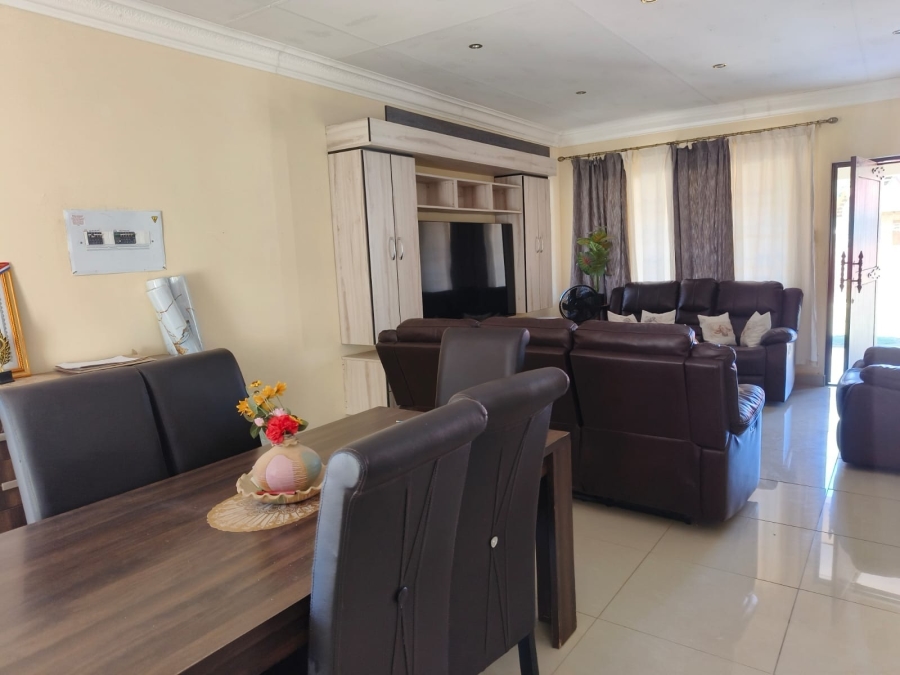 3 Bedroom Property for Sale in Modimolle Limpopo