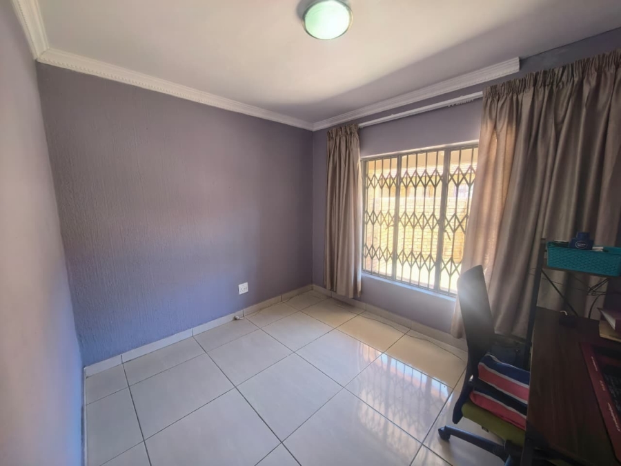 3 Bedroom Property for Sale in Penina Park Limpopo