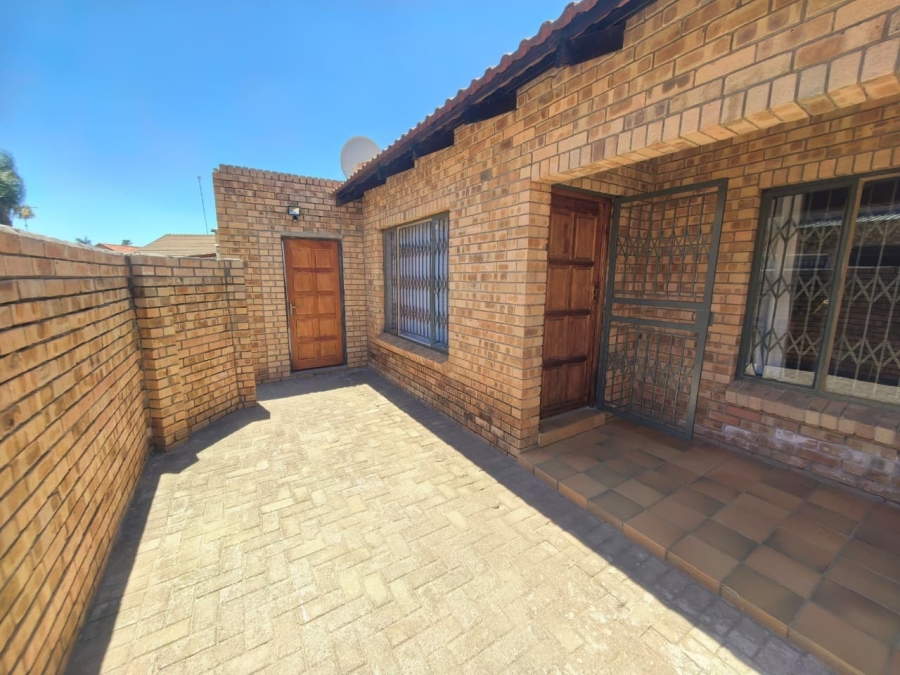 3 Bedroom Property for Sale in Penina Park Limpopo