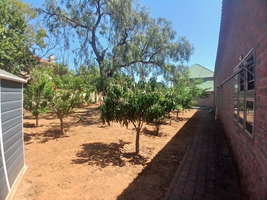 3 Bedroom Property for Sale in Sunset Boulevard Limpopo