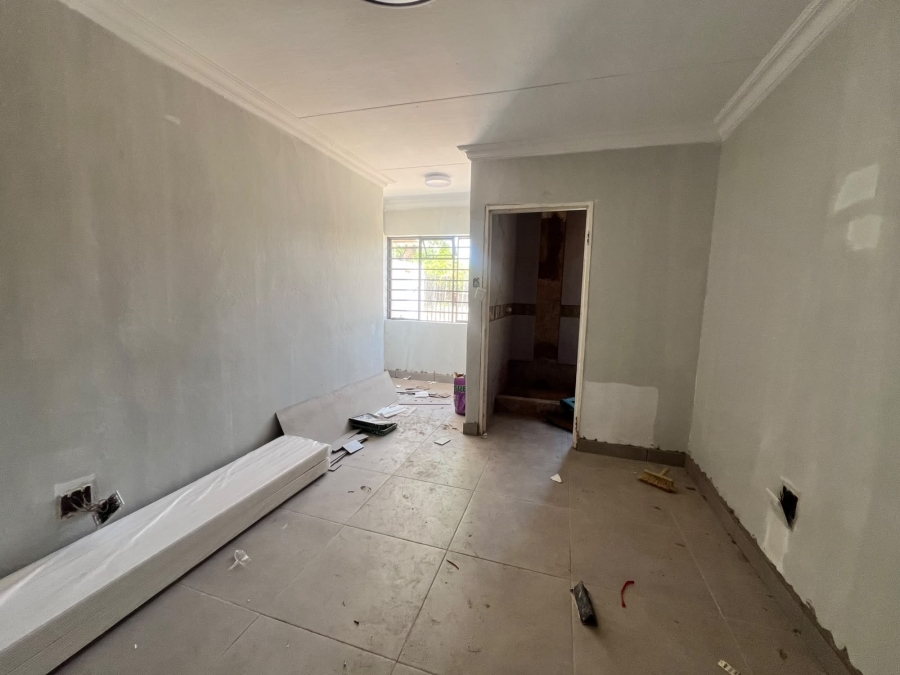 To Let 1 Bedroom Property for Rent in Trim Park Limpopo