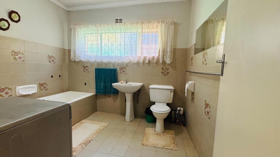 4 Bedroom Property for Sale in Impala Park Limpopo