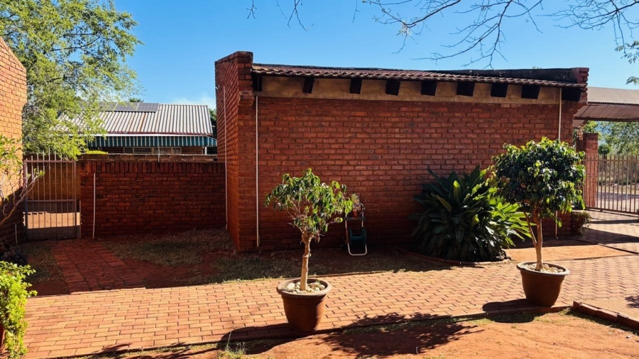 4 Bedroom Property for Sale in Impala Park Limpopo