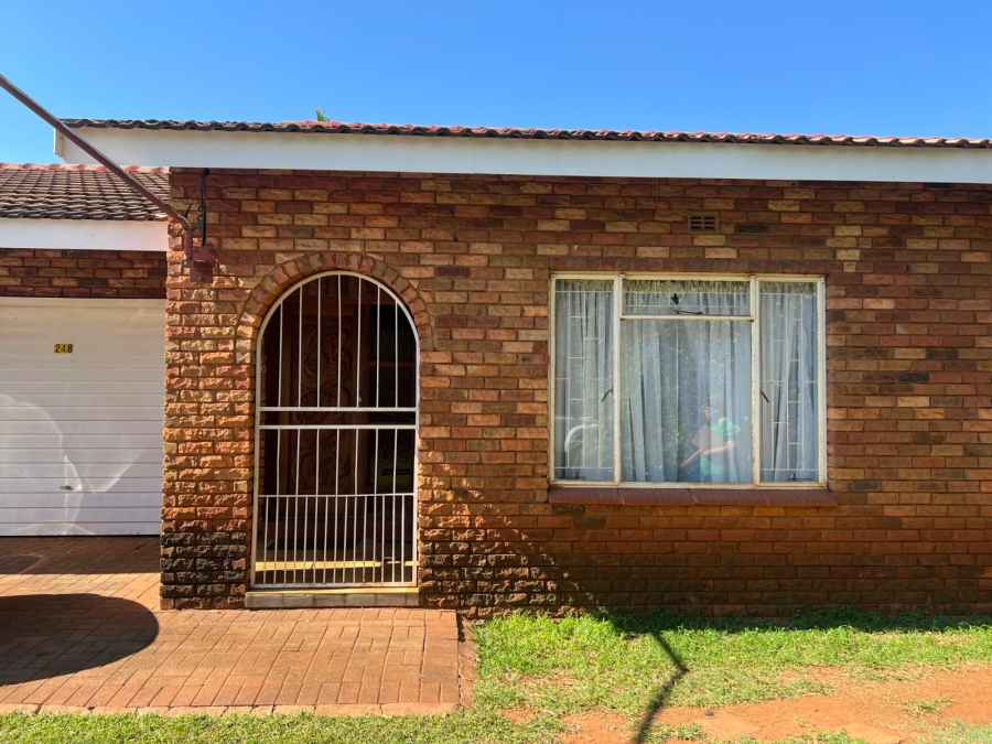 3 Bedroom Property for Sale in Chroompark Limpopo