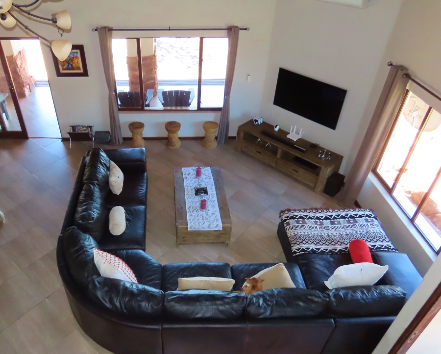 6 Bedroom Property for Sale in Modimolle Limpopo