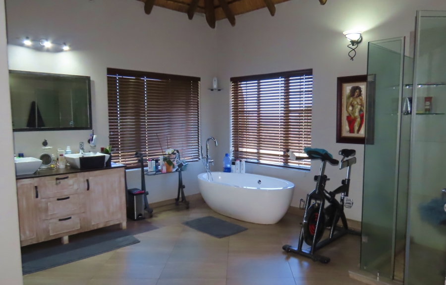 6 Bedroom Property for Sale in Modimolle Limpopo