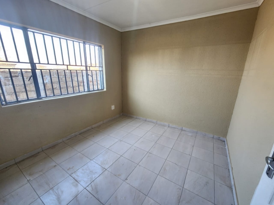 To Let 3 Bedroom Property for Rent in Lebowakgomo Zone P Limpopo