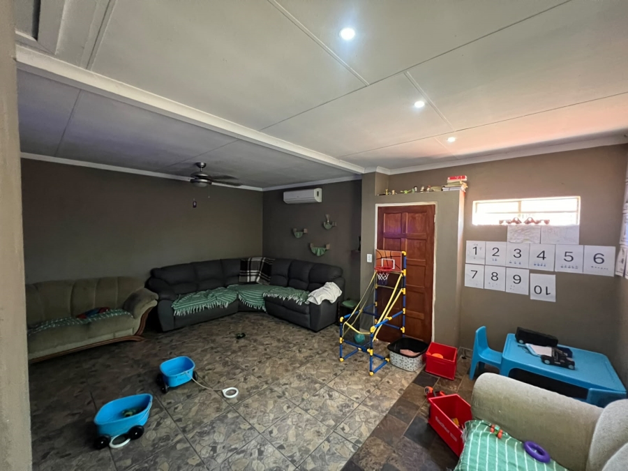 3 Bedroom Property for Sale in Chroompark Limpopo