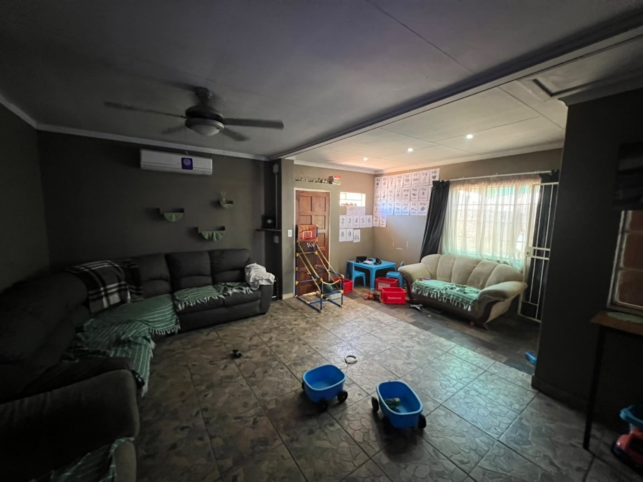 3 Bedroom Property for Sale in Chroompark Limpopo
