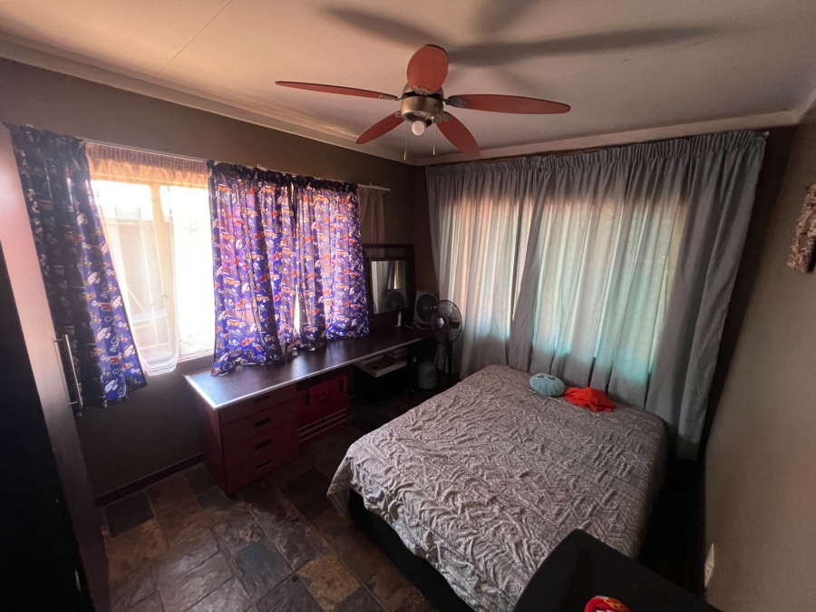 3 Bedroom Property for Sale in Chroompark Limpopo