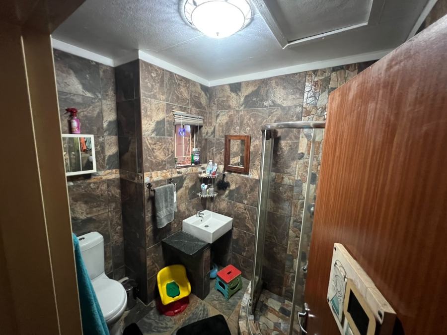 3 Bedroom Property for Sale in Chroompark Limpopo