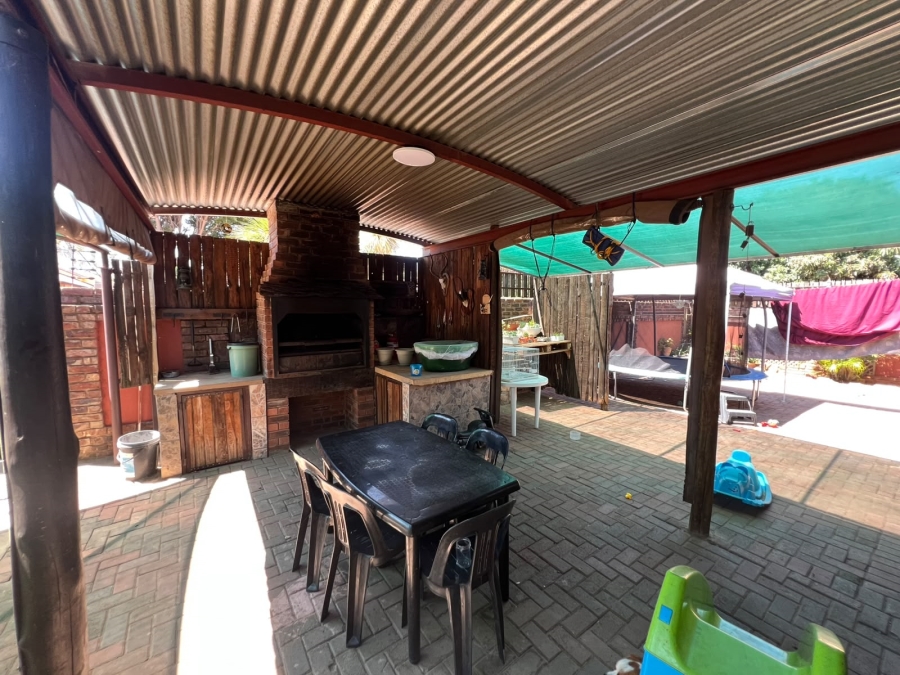 3 Bedroom Property for Sale in Chroompark Limpopo