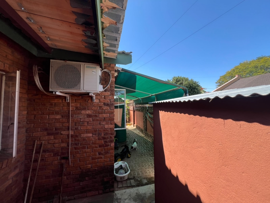 3 Bedroom Property for Sale in Chroompark Limpopo