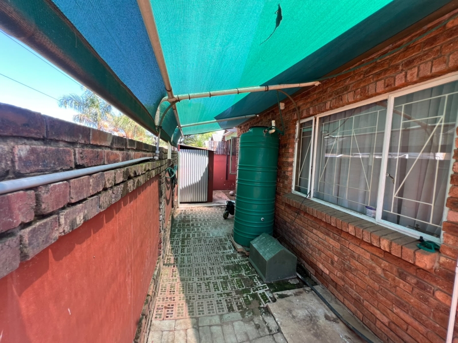 3 Bedroom Property for Sale in Chroompark Limpopo