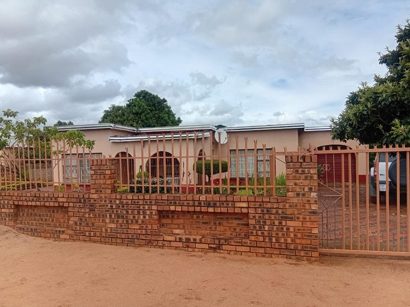 To Let 2 Bedroom Property for Rent in Mokopane Central Limpopo
