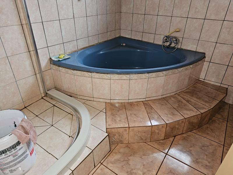 To Let 3 Bedroom Property for Rent in Tshisahulu Limpopo