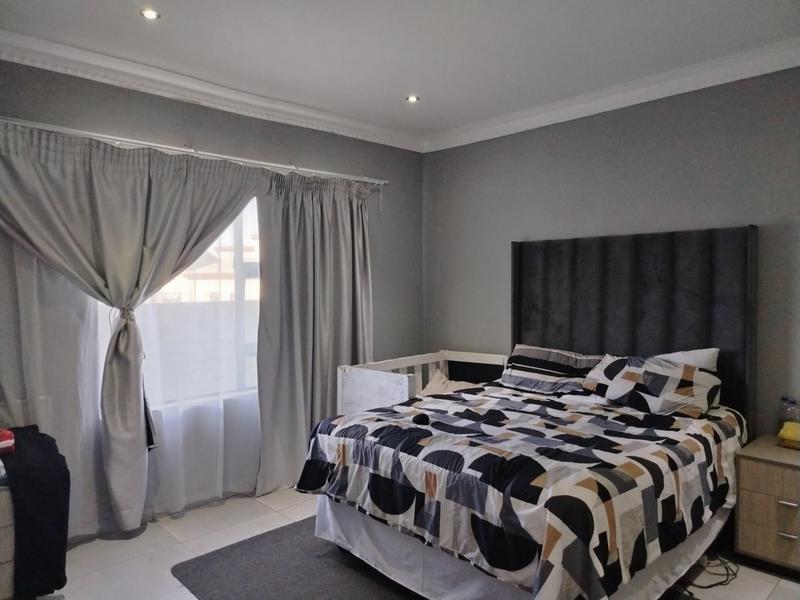 3 Bedroom Property for Sale in Mahlasedi Park Limpopo