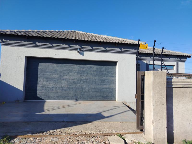 3 Bedroom Property for Sale in Mahlasedi Park Limpopo