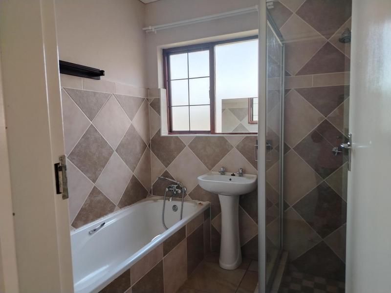 To Let 3 Bedroom Property for Rent in Bendor Limpopo