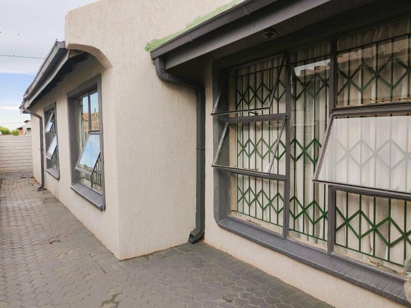 3 Bedroom Property for Sale in Westenburg Limpopo