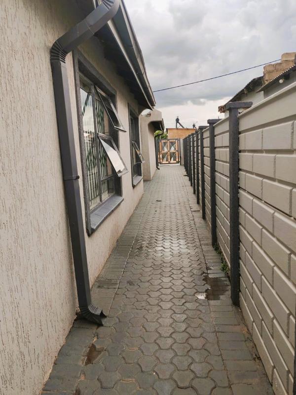 3 Bedroom Property for Sale in Westenburg Limpopo