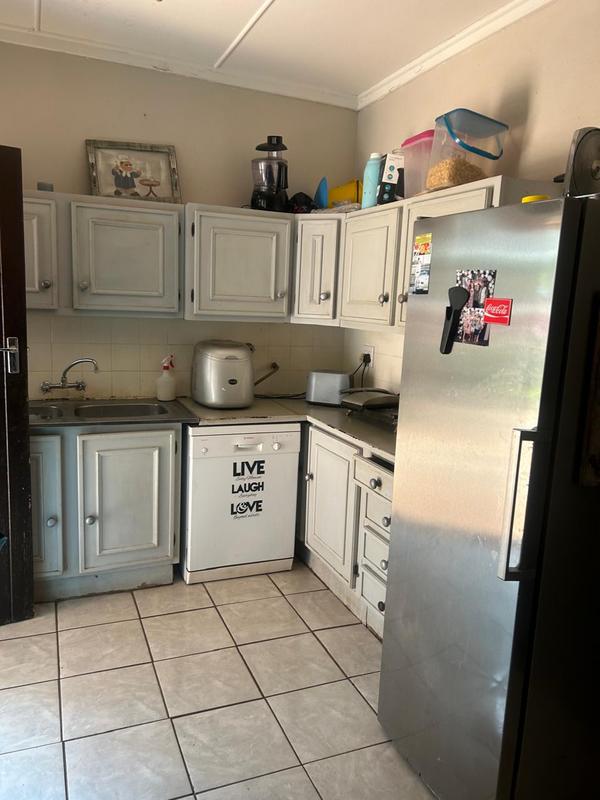 4 Bedroom Property for Sale in Kameeldoringpark Limpopo