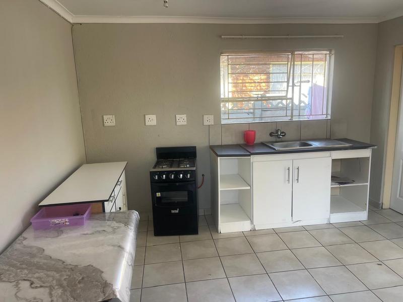 To Let 1 Bedroom Property for Rent in Mankweng Limpopo
