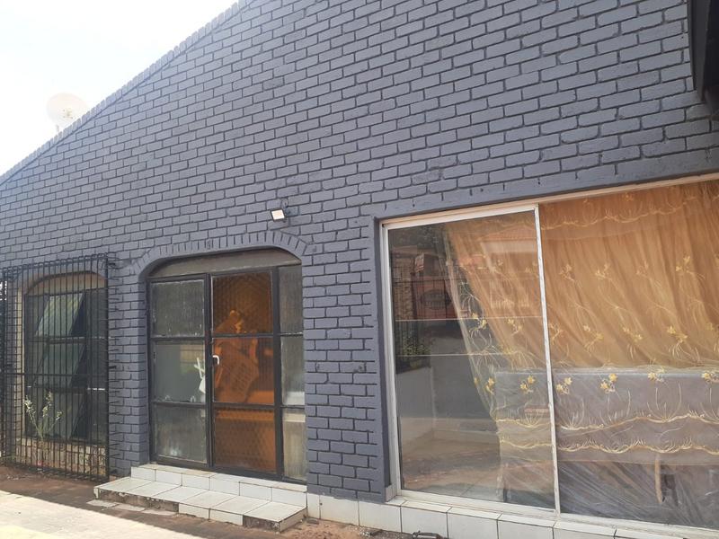 3 Bedroom Property for Sale in Lenyenye Limpopo