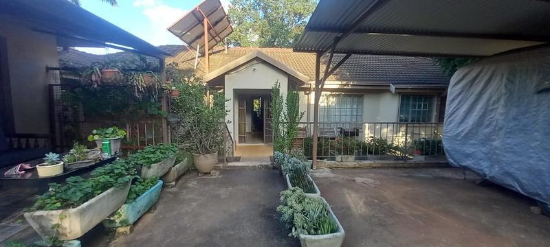 5 Bedroom Property for Sale in Aquapark Limpopo