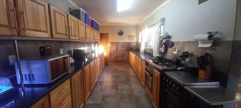 5 Bedroom Property for Sale in Aquapark Limpopo