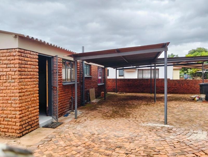 To Let 2 Bedroom Property for Rent in Mahwelereng A Limpopo