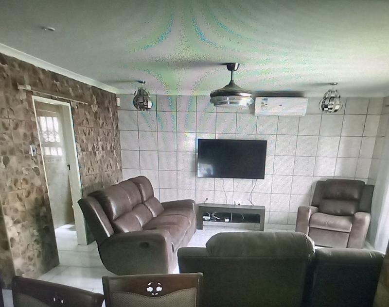 3 Bedroom Property for Sale in Tzangeni Limpopo