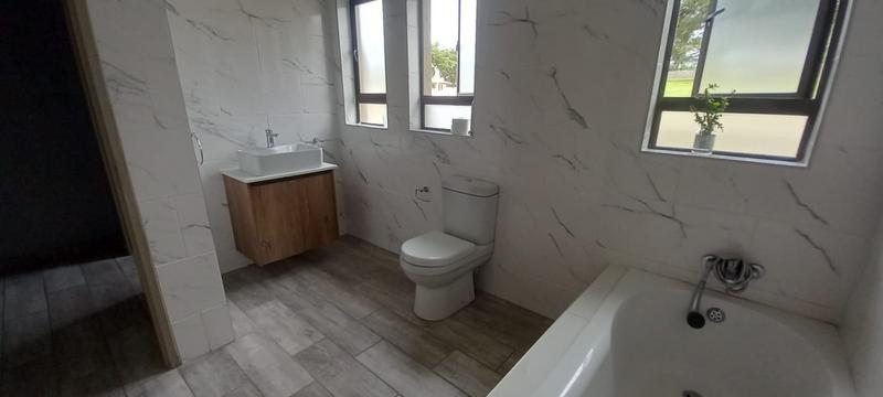 4 Bedroom Property for Sale in Fauna Park Limpopo