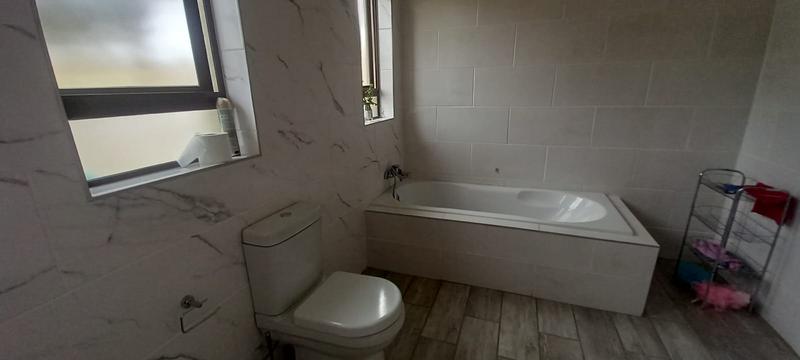 4 Bedroom Property for Sale in Fauna Park Limpopo